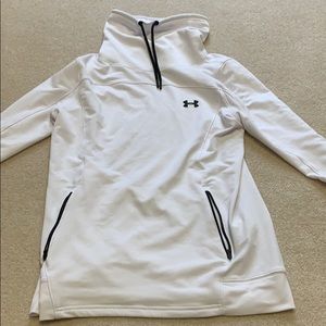 Under armor women’s hoodie!
